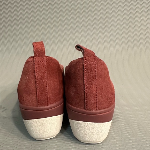 VIONIC JACEY KNIT SLIP-ON WEDGE - Picture 6 of 10